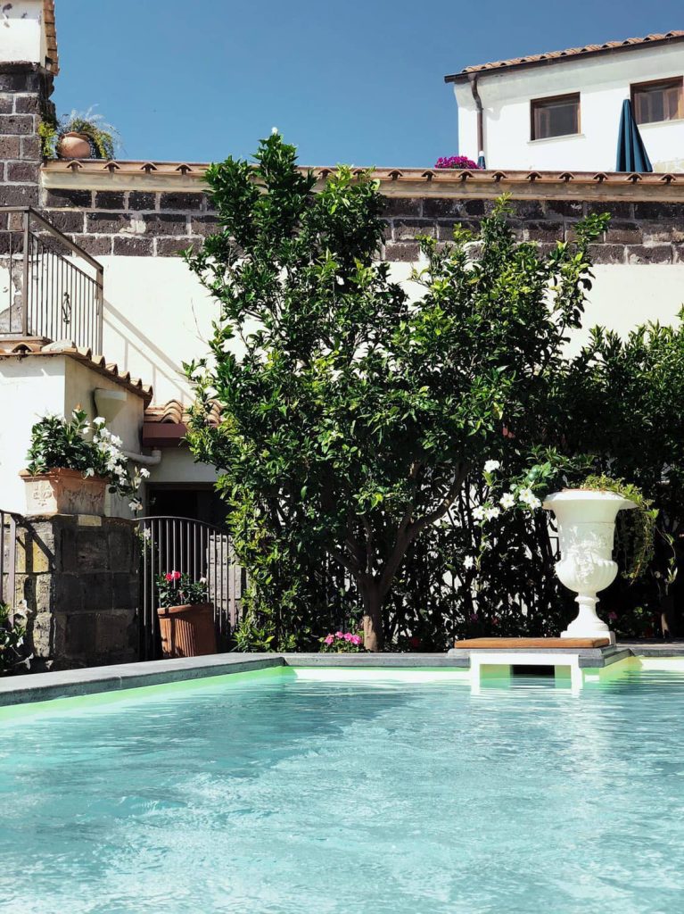 0C53937C-641F-488A-A8B0-DAFE49409058