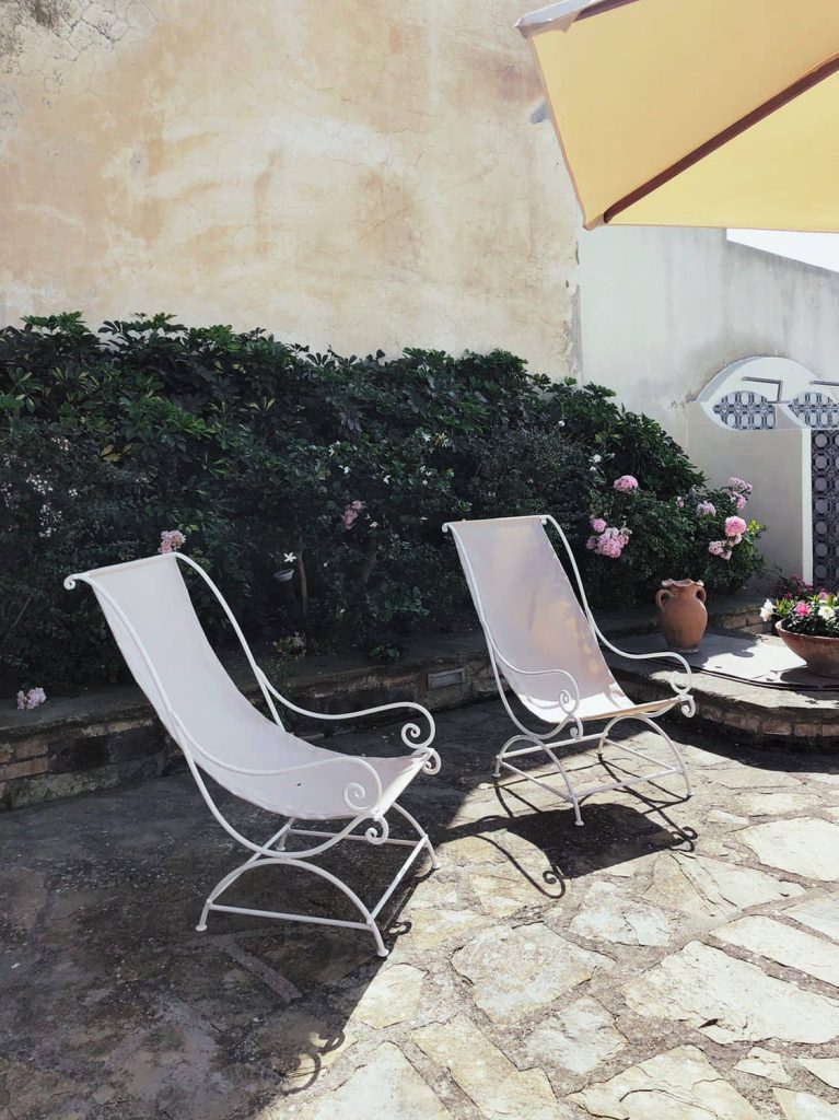 9FC8AA69-50D7-4BB2-9A18-4ECF25ED70DE